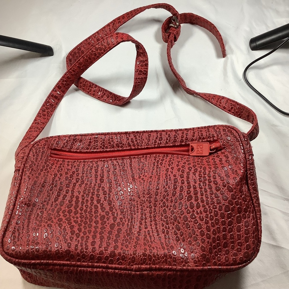 80s Red Embossed Snakeskin Leather Shoulder Bag - Picture 2 of 5